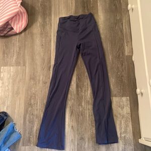I wore these like once around the house they are medium flare.